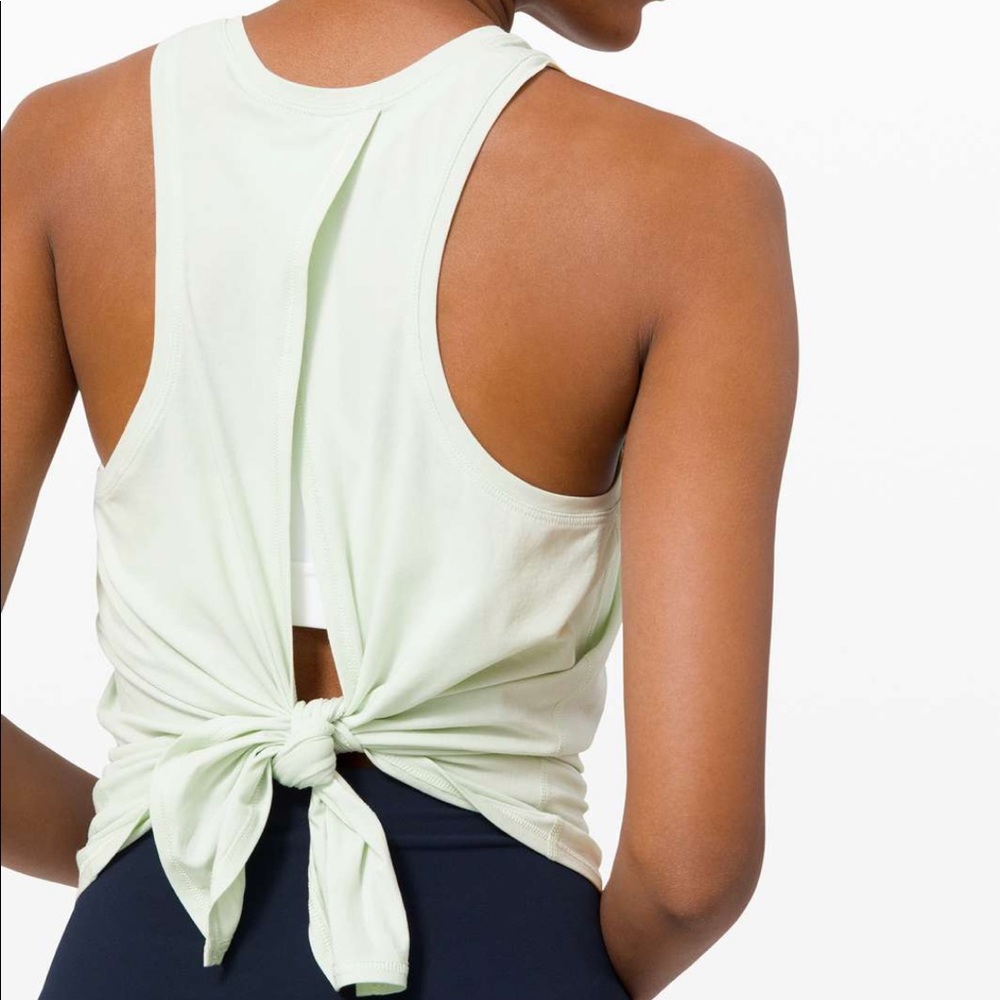 Lululemon tie back tank